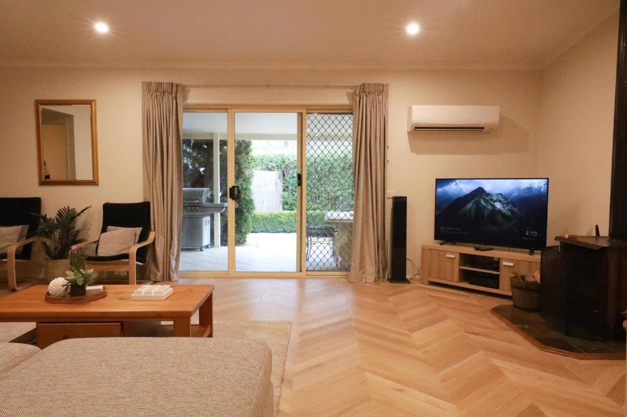 The Birch House - Silver Birches Accommodation Bright Ngoại thất bức ảnh