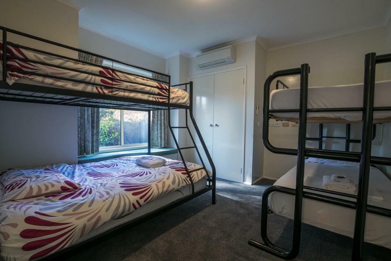 The Birch House - Silver Birches Accommodation Bright Ngoại thất bức ảnh